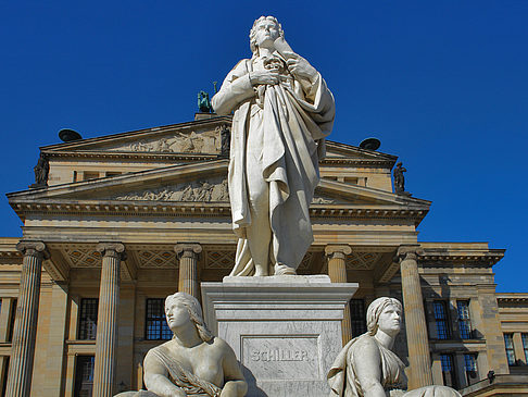 Fotos Schillerdenkmal mit Konzerthaus