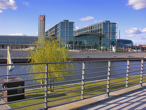 Foto Blick auf den Hauptbahnhof - Berlin