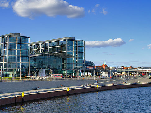 Blick auf den Hauptbahnhof Foto 