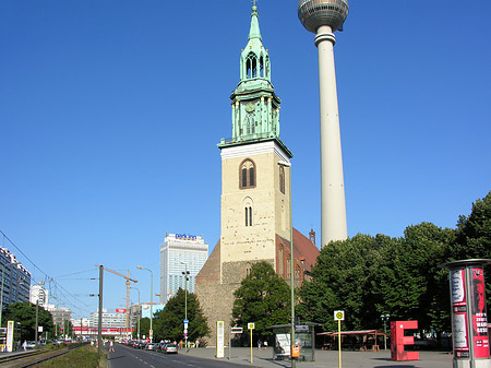 Marienkirche und Fernsehturm Fotos