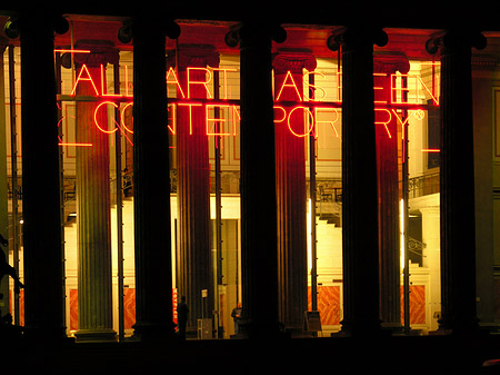 Fotos Nationalgallerie bei Nacht