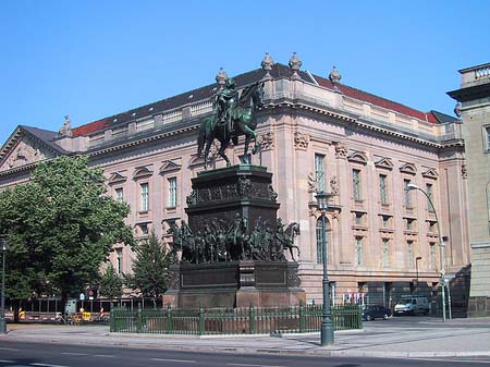 Foto Denkmal Friedrich Grosse - Berlin