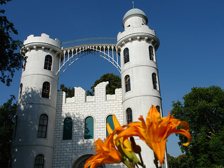 Foto Schloss auf der Pfaueninsel - Berlin