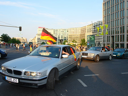 Fotos Autokorso am Potsdamer Platz | Berlin