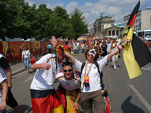 Foto Deutsche Fans am Potsdamer Platz