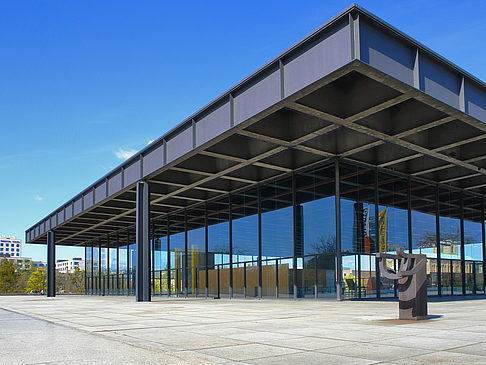 Terrasse an der Neuen Nationalgalerie