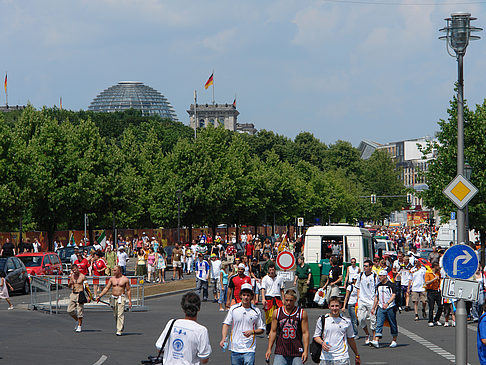 Fotos Weg zur Fanmeile