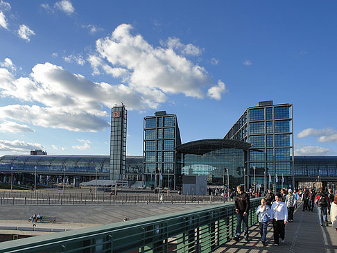 Gustav-Heinemann-Brücke Fotos