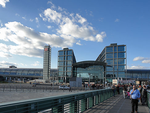 Gustav-Heinemann-Brücke Fotos