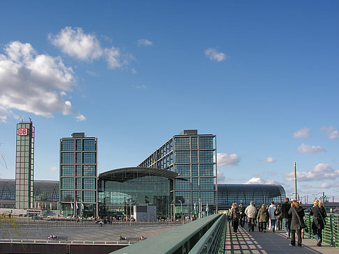 Gustav-Heinemann-Brücke Foto 