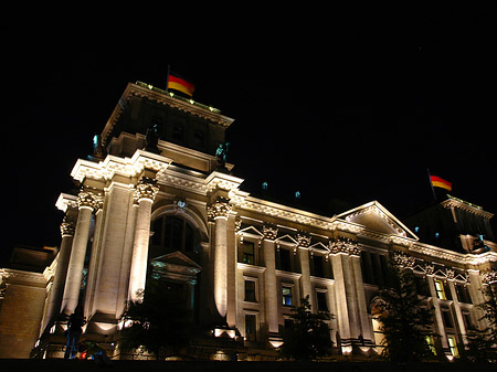 Reichstag bei Nacht