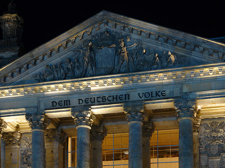 Reichstag bei Nacht Fotos