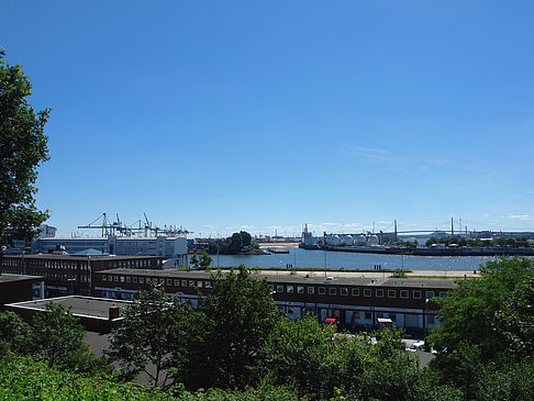 Foto Altonaer Balkon mit Blick auf den Hafen - Hamburg