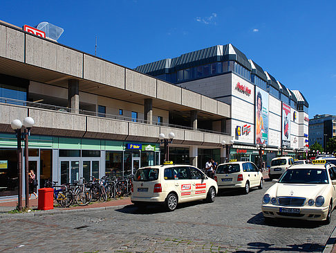 Foto Paul Nevermann Platz - Hamburg