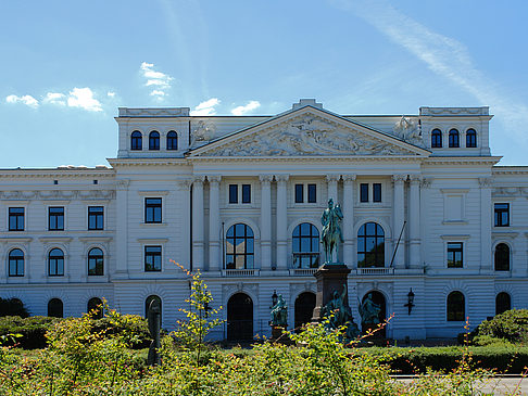 Rathaus von Altona Fotos