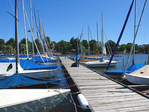 Fotos Bootsverleih und Hafen auf der Außenalster