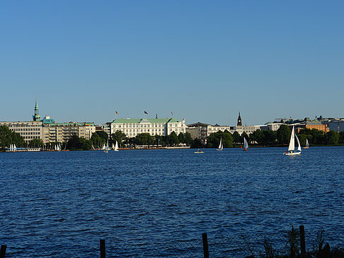 Segeln auf der Außenalster Foto 