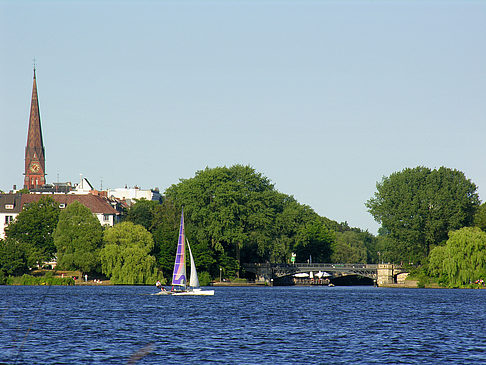 Foto Segeln auf der Außenalster - Hamburg