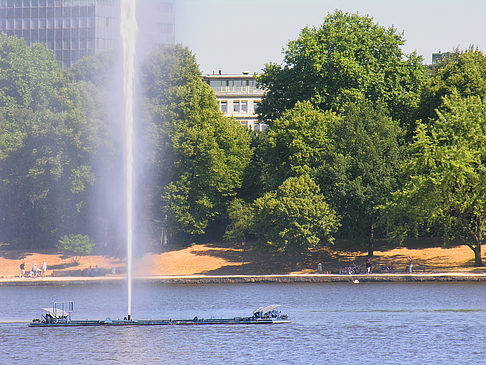 Fotos Fontäne auf der Binnenalster | Hamburg