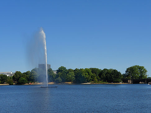 Fotos Fontäne auf der Binnenalster