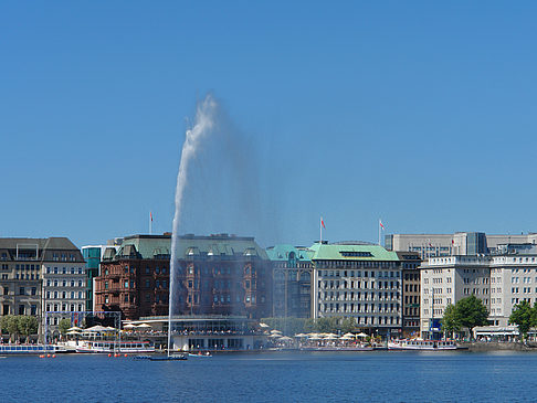 Fotos Fontäne auf der Binnenalster