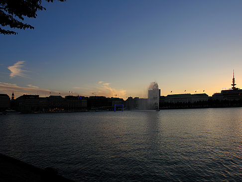 Sonnenuntergang über der Binnenalster Foto 