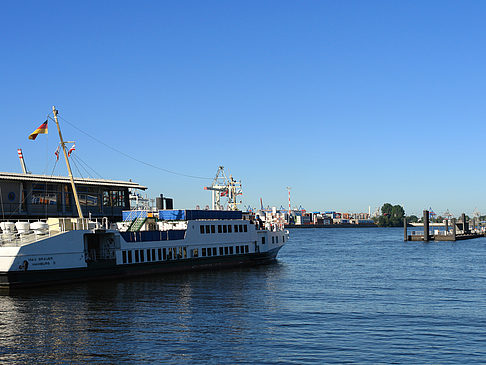 Blick auf den Hafen