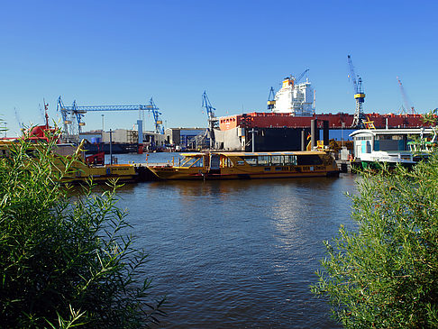 Foto Blick auf den Hafen