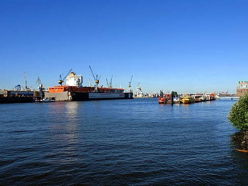 Blick auf den Hafen