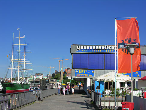 Fotos Landungsbrücken | Hamburg