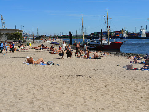 Foto Strand und Hafen von Övelgönne