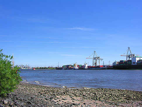 Foto Strand und Hafen von Övelgönne - Hamburg