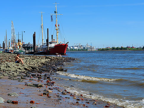 Fotos Strand und Hafen von Övelgönne