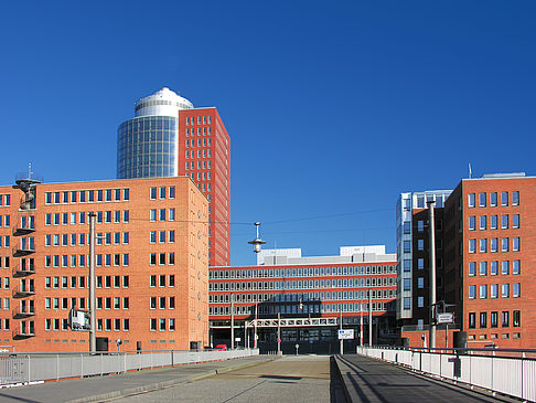 Fotos Sandtorhafenklappbrücke | Hamburg