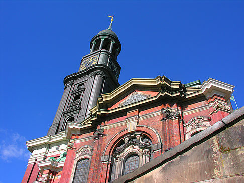 St. Michaelis Kirche - Turm Fotos