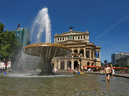 Fotos Alte Oper mit Brunnen | Frankfurt am Main