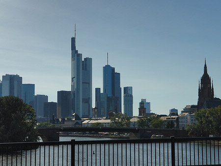 Fotos Commerzbank mit Maintower