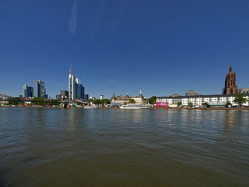 Foto Blick über den Main - Frankfurt am Main