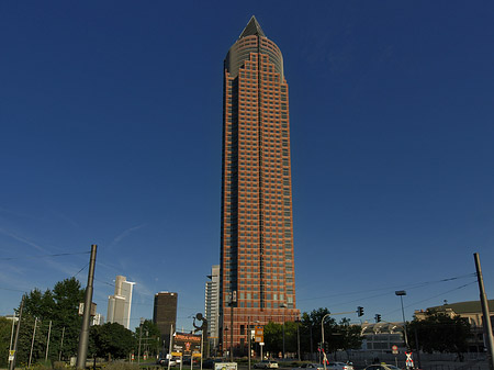 Blick auf Theodor-Heuss-Allee Foto 