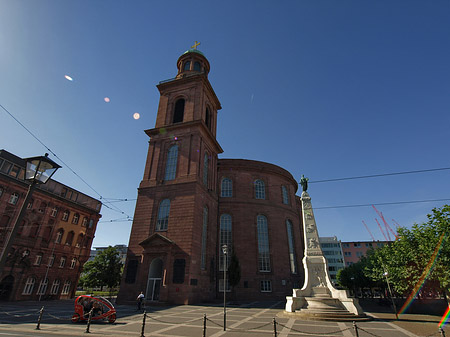 Fotos Paulskirche mit Statue | Frankfurt am Main