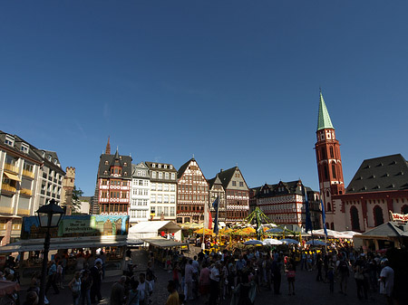 Römerberg mit Nikolaikirche Fotos