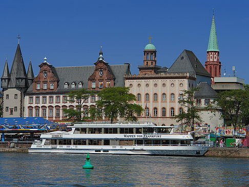 Saalhof mit Schiff Foto 