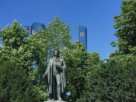 Foto Schiller und Deutsche Bank - Frankfurt am Main