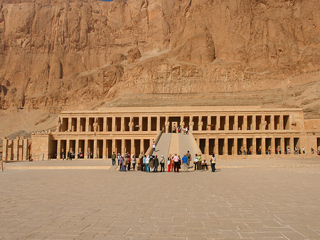 Foto Eingang zu Tempel der Hatschepsut - Luxor