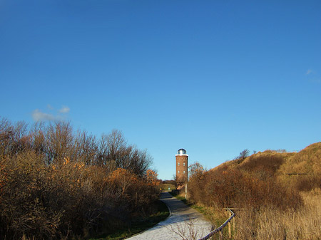 Straße zum Turm Foto 