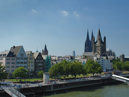 Frankenwerft am Rhein Foto 