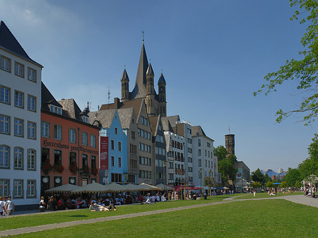 Foto Groß St Martin hinter Fischmarkt - Köln