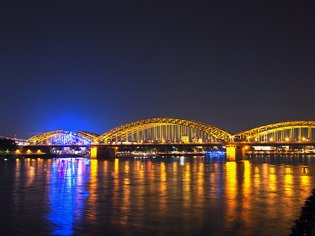 Foto Hohenzollernbrücke - Köln