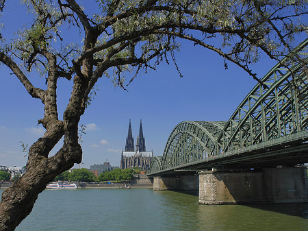 Foto Hohenzollernbrücke am Kölner Dom - Köln