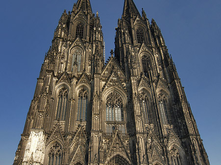 Foto Westfassade des Kölner Doms